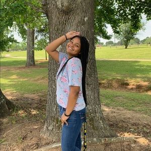 Meet your Posher, Jasmine